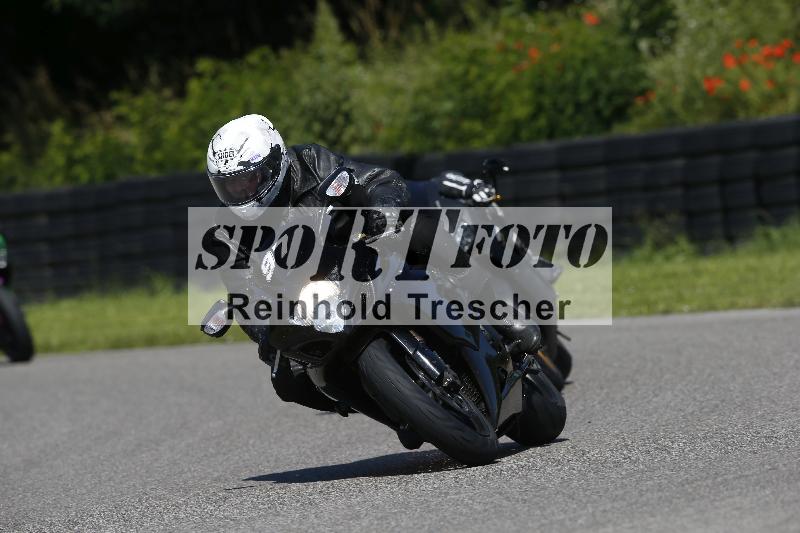 /Archiv-2024/29 12.06.2024 MOTO.CH Track Day ADR/Gruppe blau/97